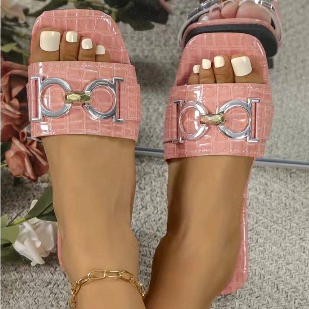 Elegant Pink Slide Crocodile Pattern Sandals Size 7